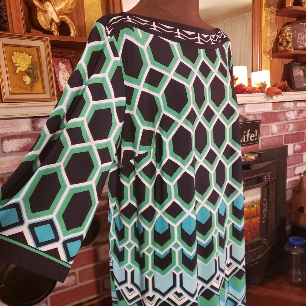 STUDIO ONE NY BOAT NECK GEOMETRIC COLUMN  DRESS 2X